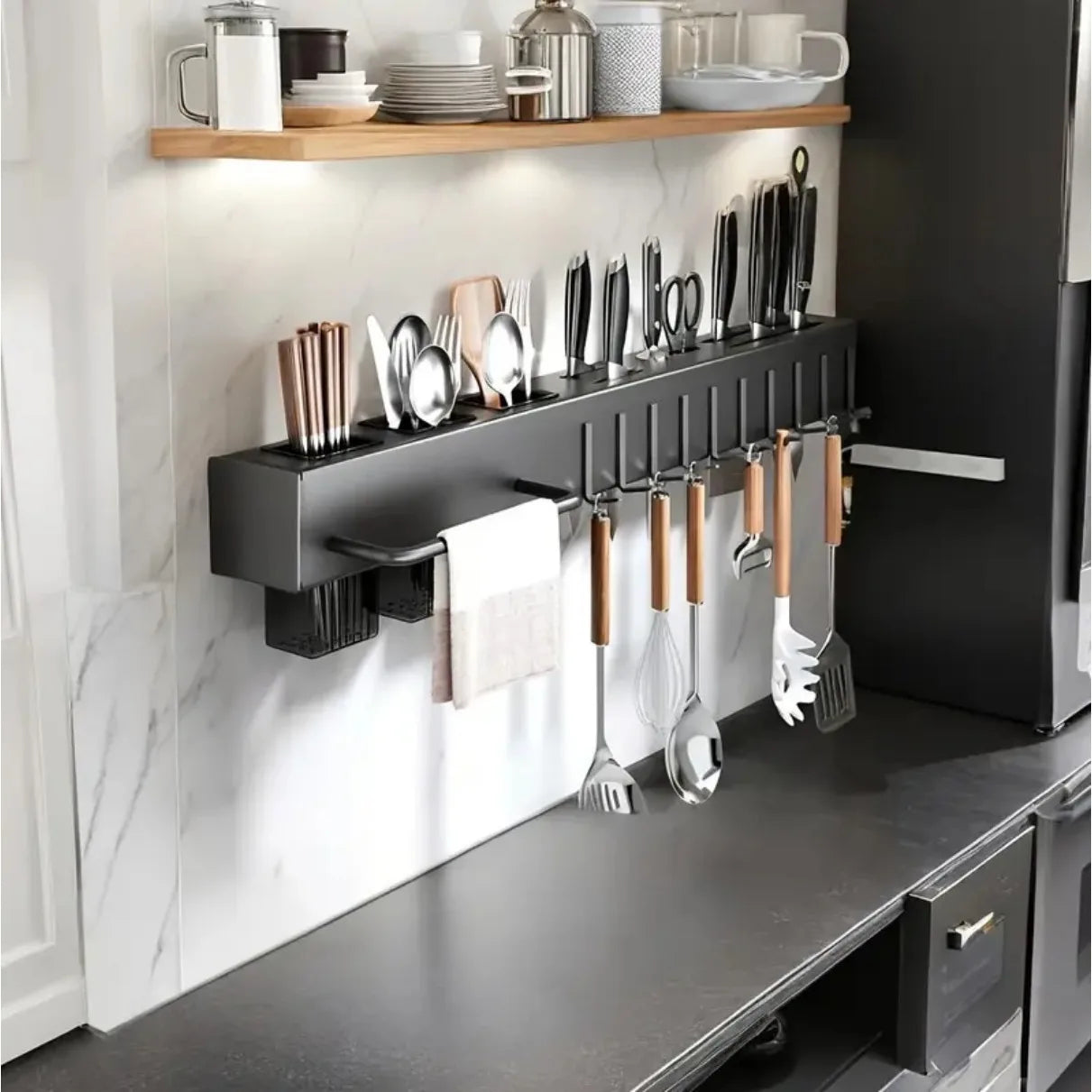 Wall-Mounted Kitchen Organizer – No-Drill Carbon Steel Knife & Utensil Rack, Space Saving